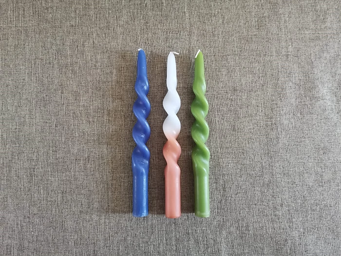 spiral dinner candle