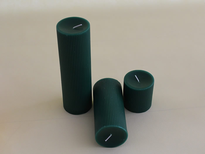 column ribbed candle