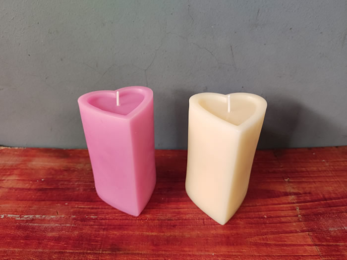 heart shape design pillar candles