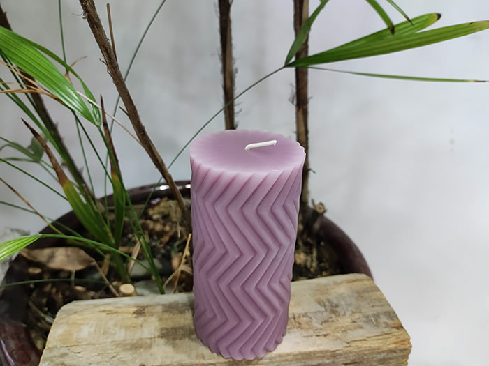 wave pattern pillar candle