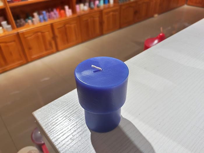 aesthetic design pillar candle