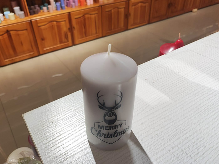 christmas reindeer pattern pillar candle