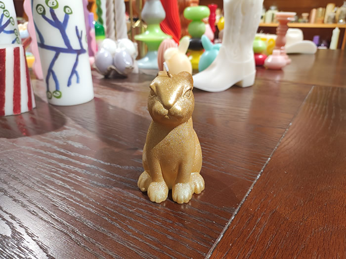 golden color rabbit candles