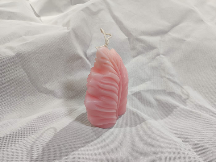 pink color hand made carving leaf shape candles wholesale